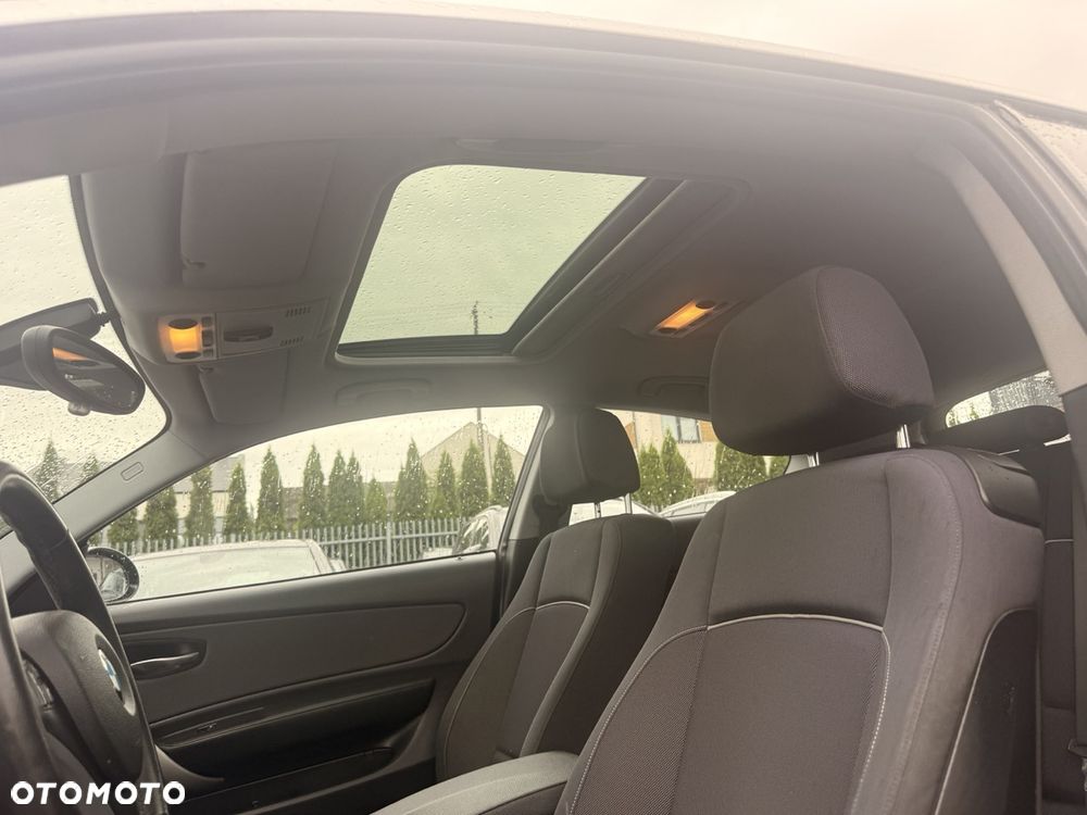 BMW Seria 1 123d - 12