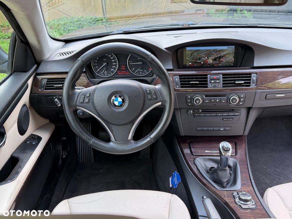 BMW Seria 3 320d - 20