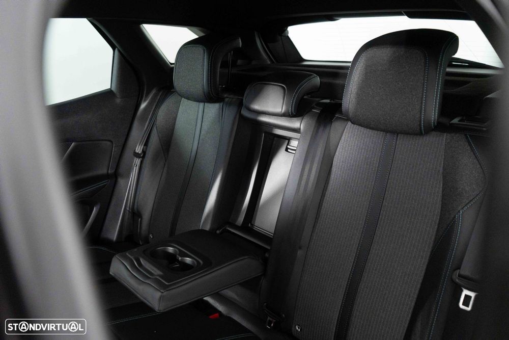 Peugeot 3008 1.6 Hybrid Allure Pack e-EAT8 - 11