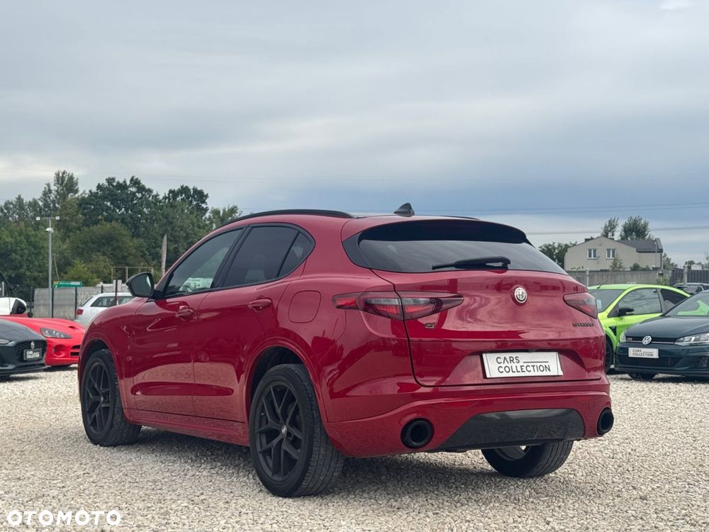 Alfa Romeo Stelvio - 7