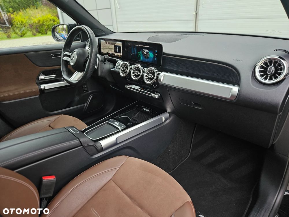 Mercedes-Benz GLB 220 d AMG Line 8G-DCT - 38