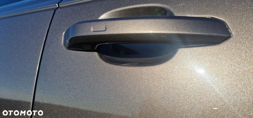 Audi A4 Avant 2.0 TDI S tronic quattro - 11