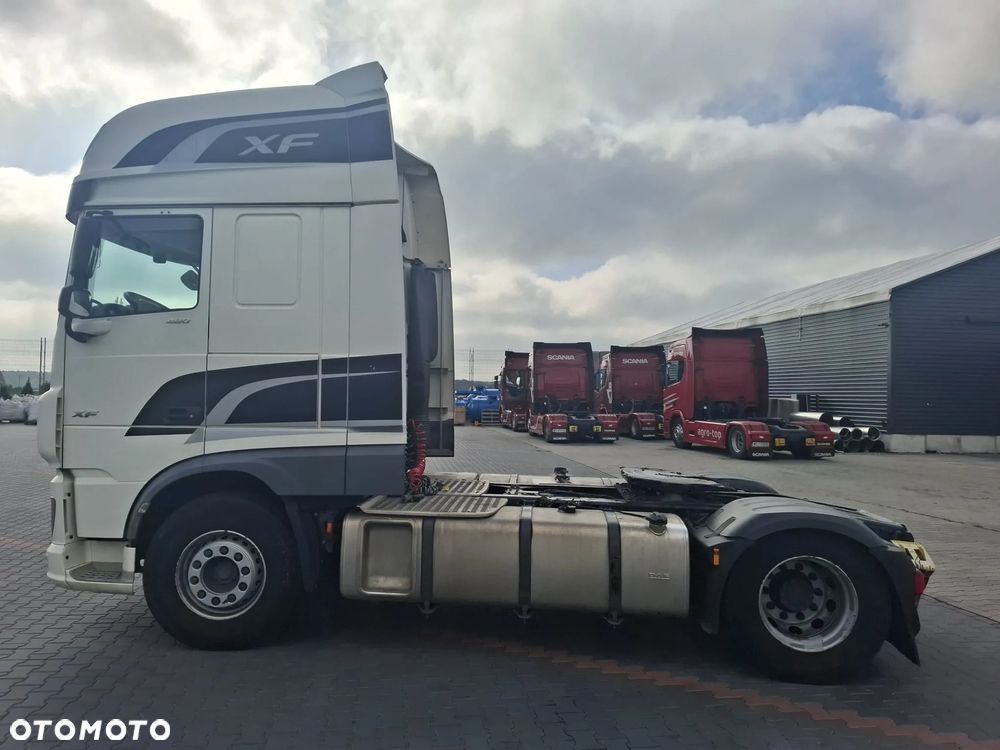 DAF XF - 21