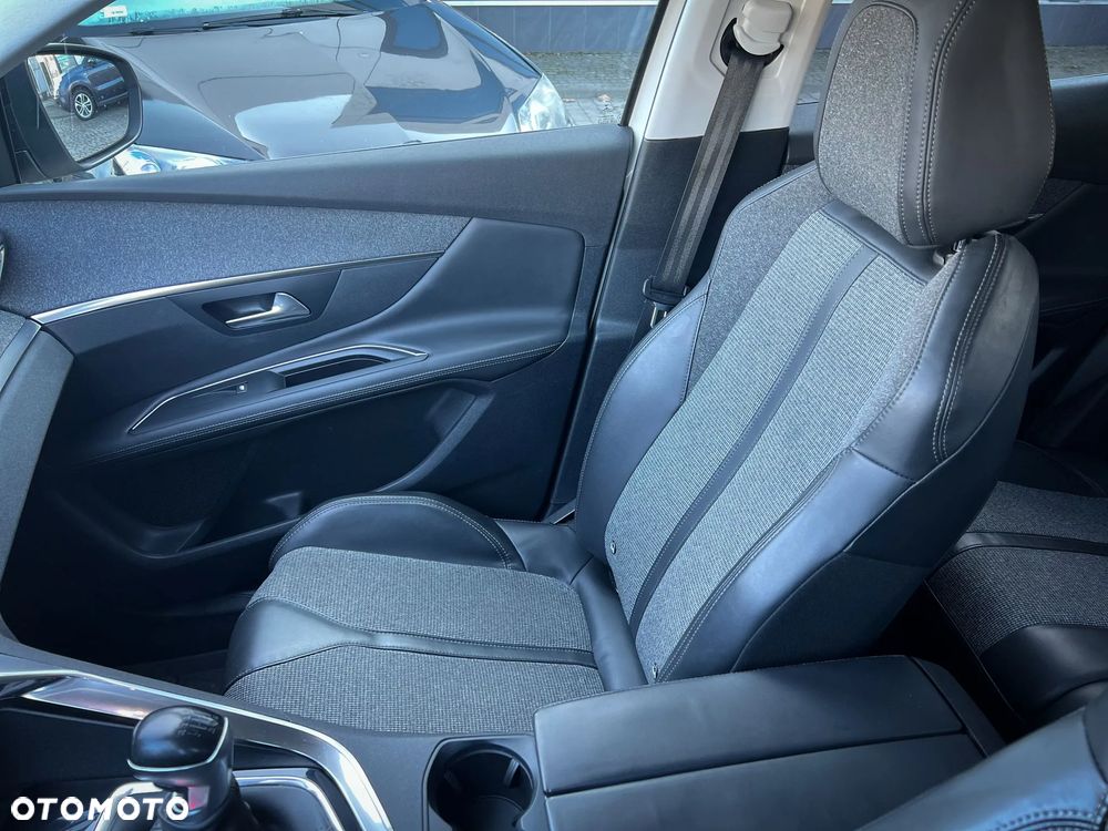 Peugeot 3008 HDi FAP 150 Premium - 22