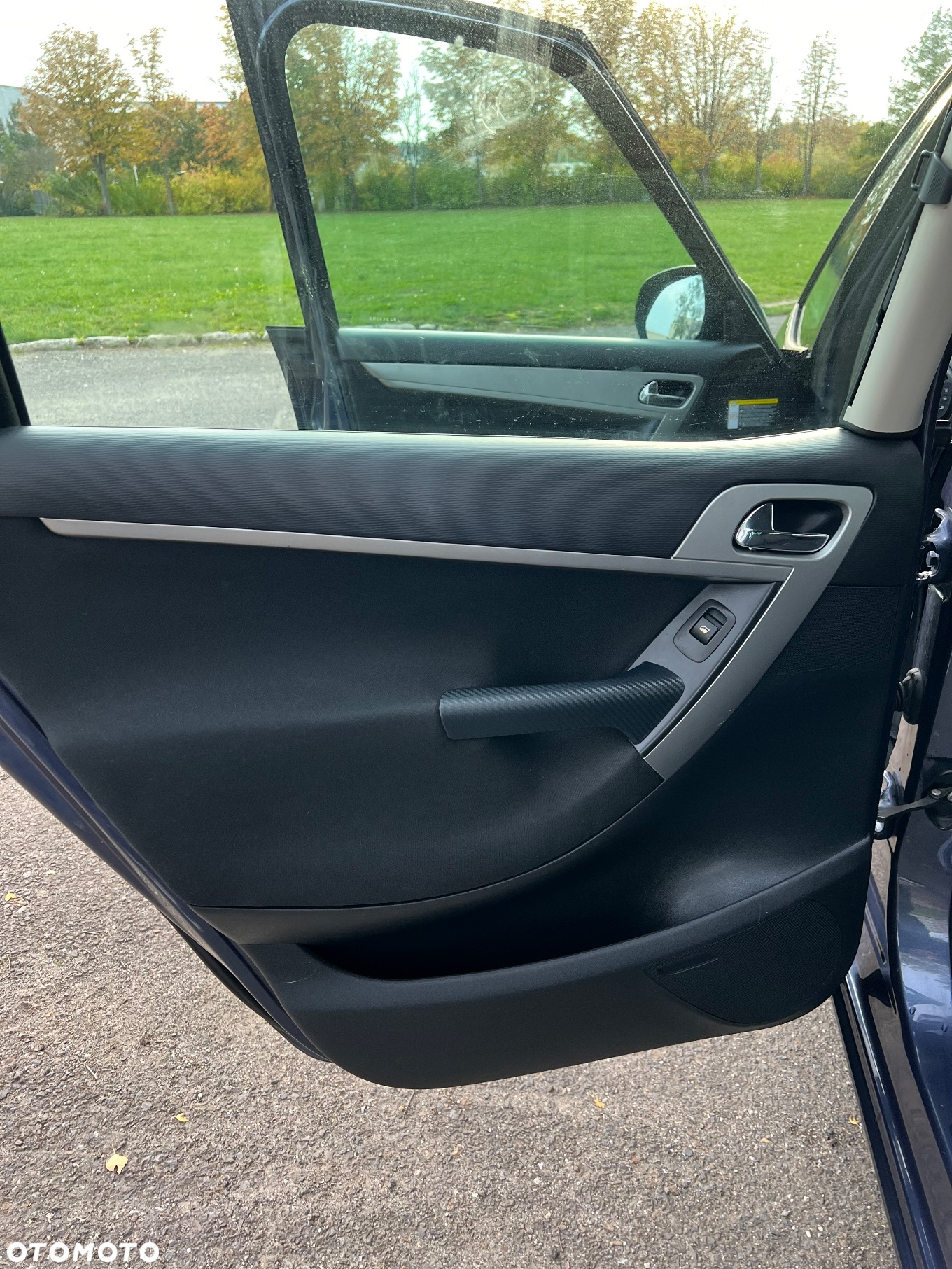 Citroën C4 Picasso 1.6 HDi Equilibre Navi Pack MCP - 24