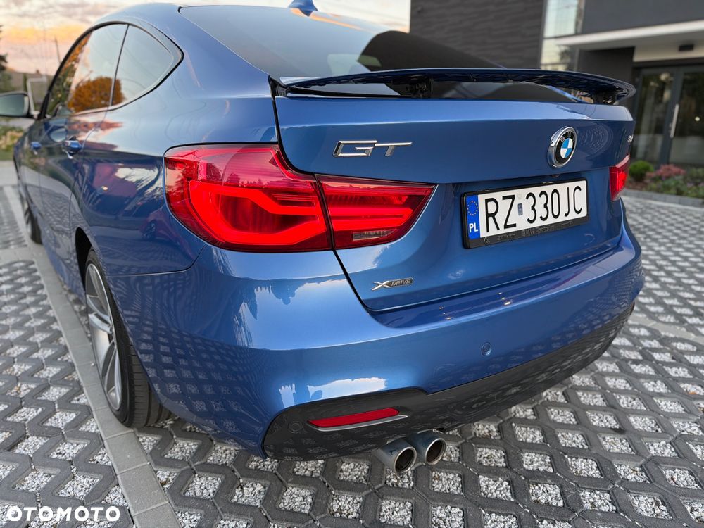 BMW 3GT 330i xDrive M Sport - 13
