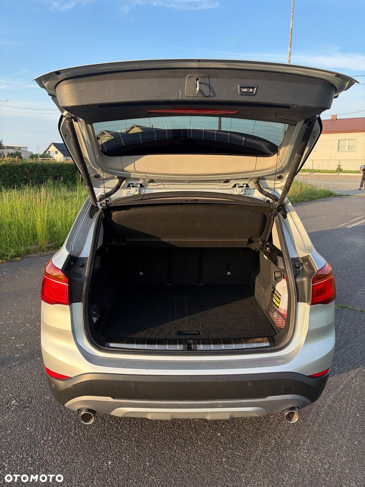 BMW X1 xDrive18d Sport Line sport - 14