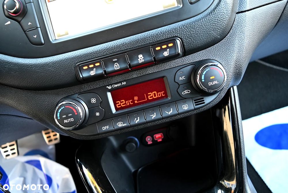 Kia Ceed 1.6 CRDi SCR GT-Line - 30