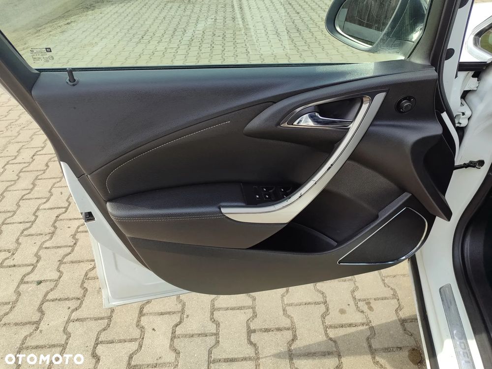 Opel Astra 1.7 CDTI - 9