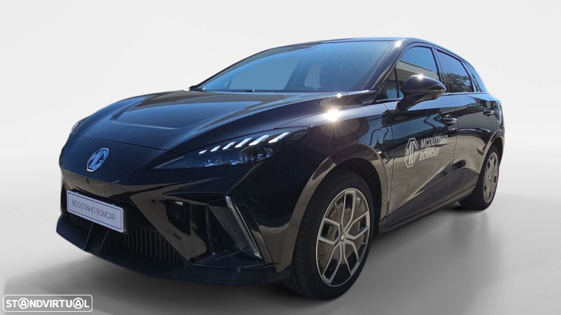 MG MG4 64 kWh Luxury - 1