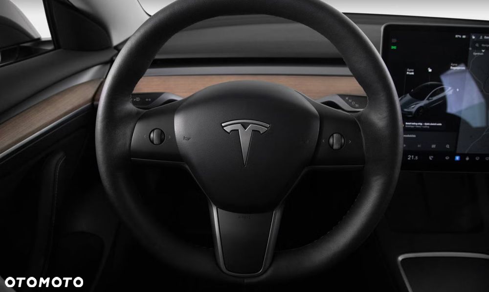 Tesla Model 3 - 17
