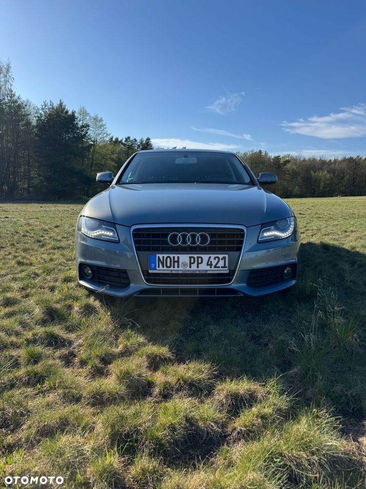 Audi A4 Limousine - 3