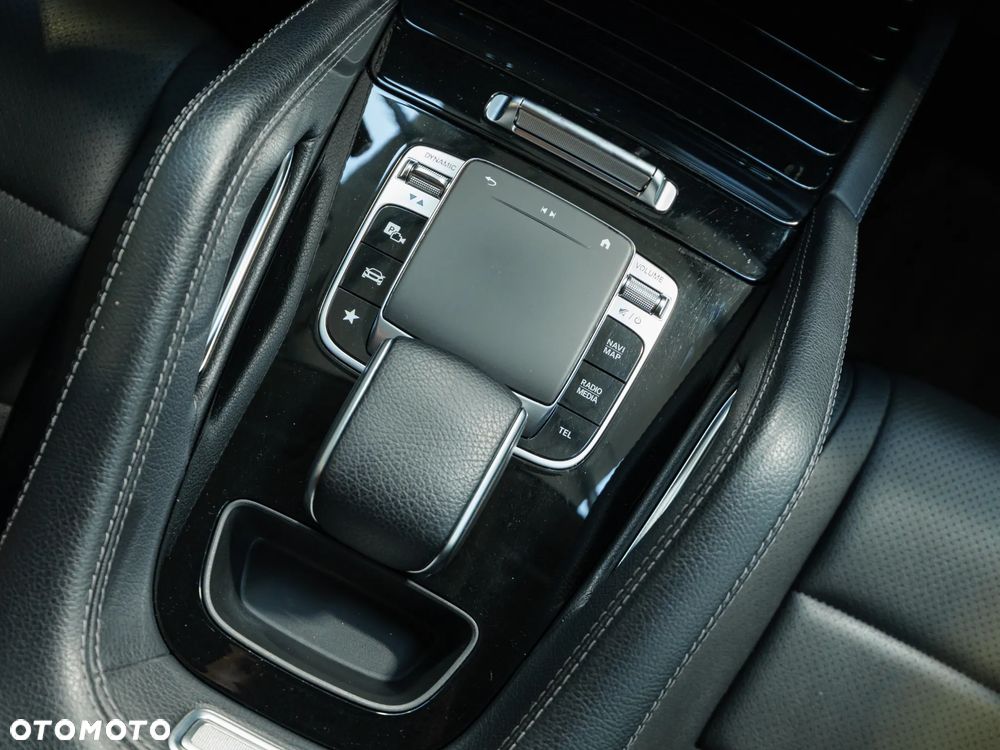 Mercedes-Benz GLE 450 4Matic 9G-TRONIC AMG Line - 29