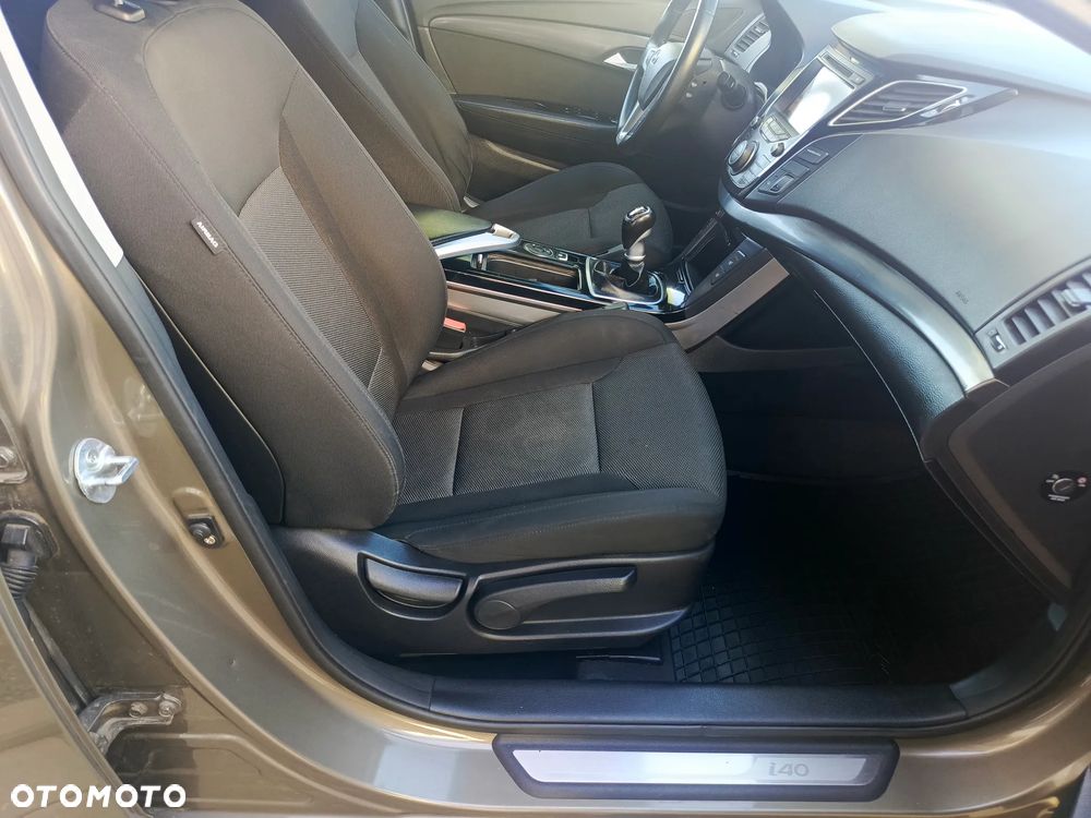 Hyundai i40 i40cw 1.7 CRDi Fifa World Cup Edition - 14