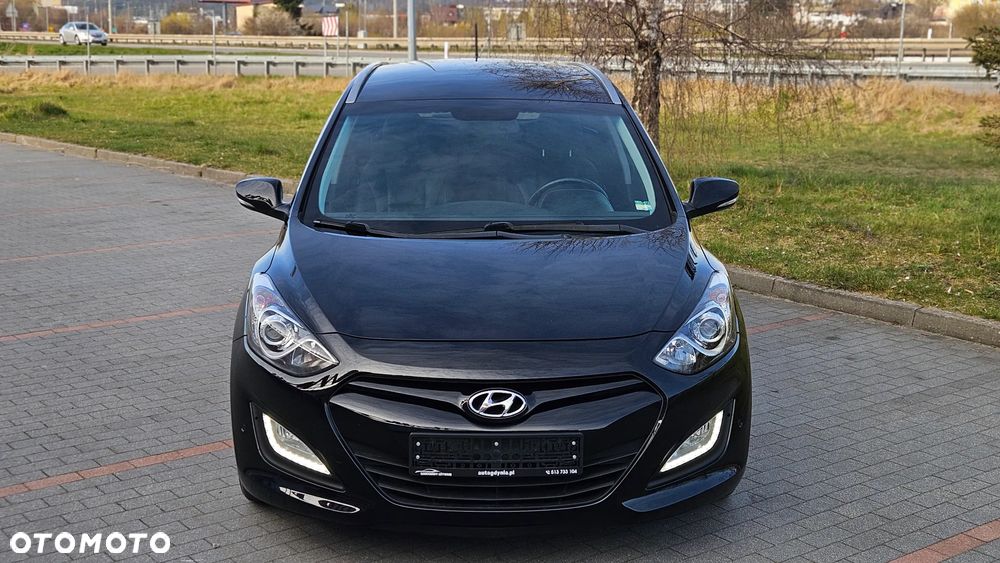 Hyundai i30 1.6 CRDi Automatik Trend - 12