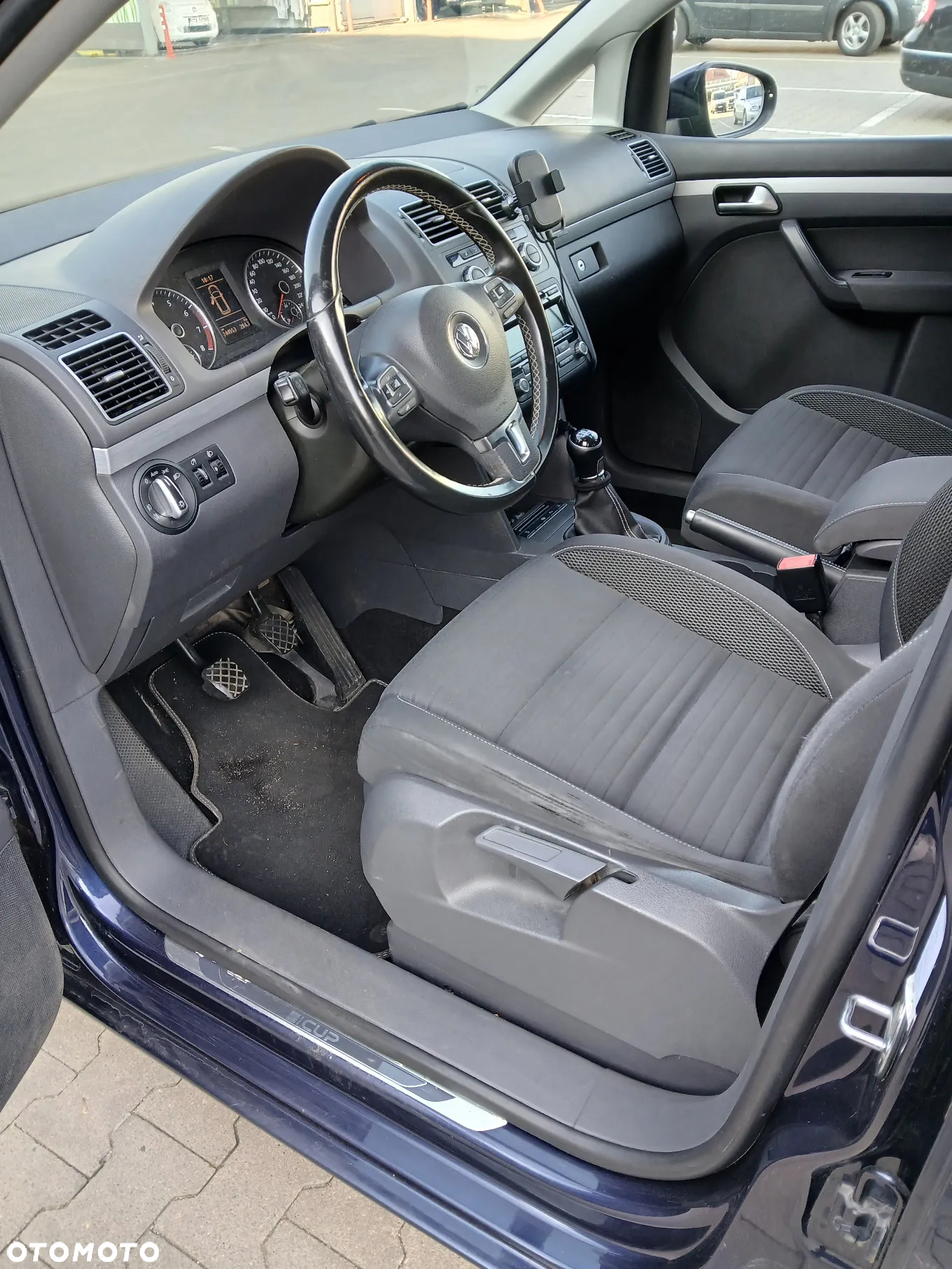 Volkswagen Touran 1.2 TSI BlueMotion Technology Cup - 7