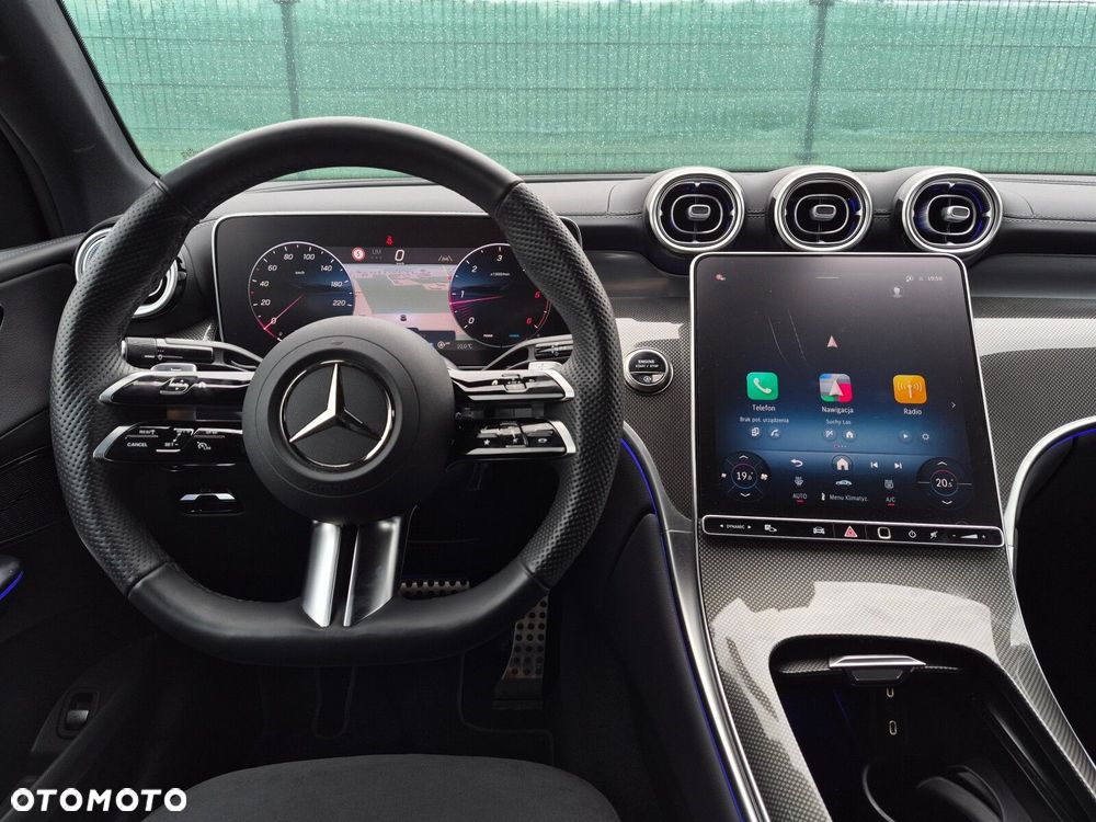 Mercedes-Benz GLC - 24