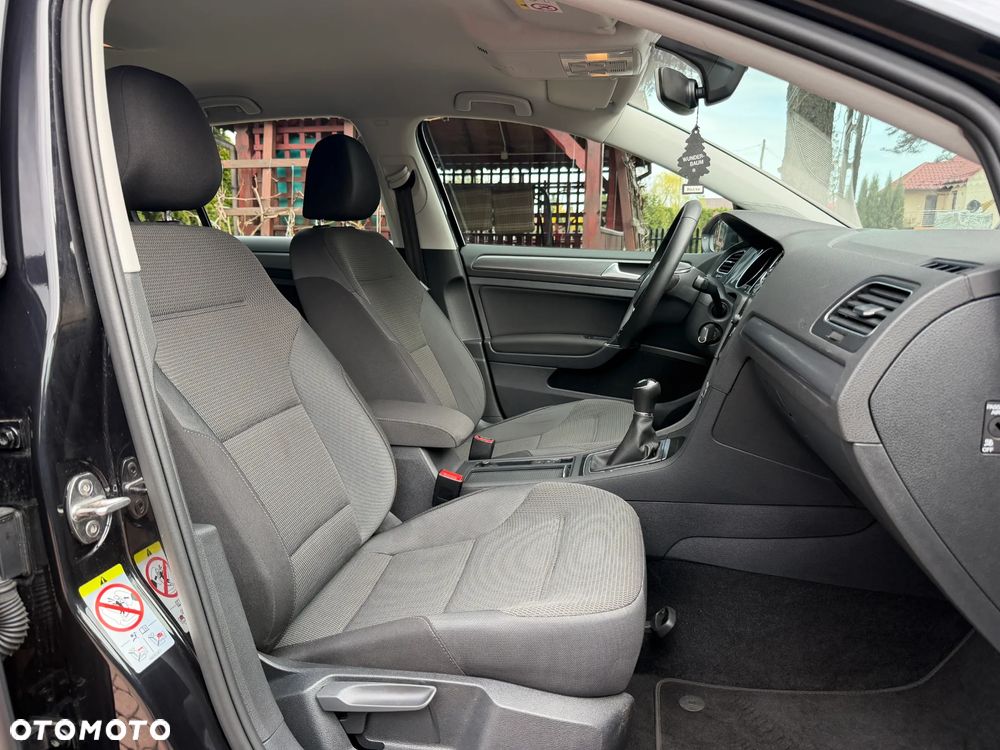 Volkswagen Golf 1.5 TSI BlueMotion ACT Comfortline - 19