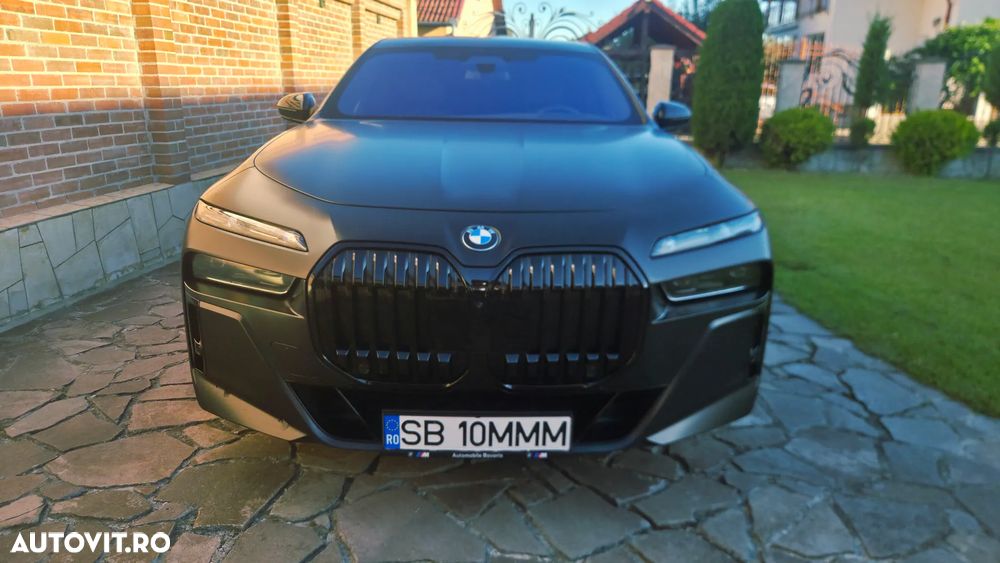 BMW Seria 7 - 10