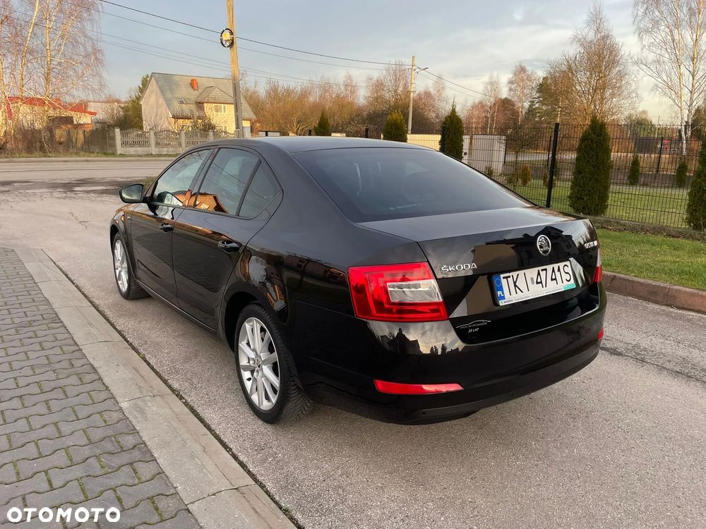 Skoda Octavia 2.0 TDI Joy DSG - 5