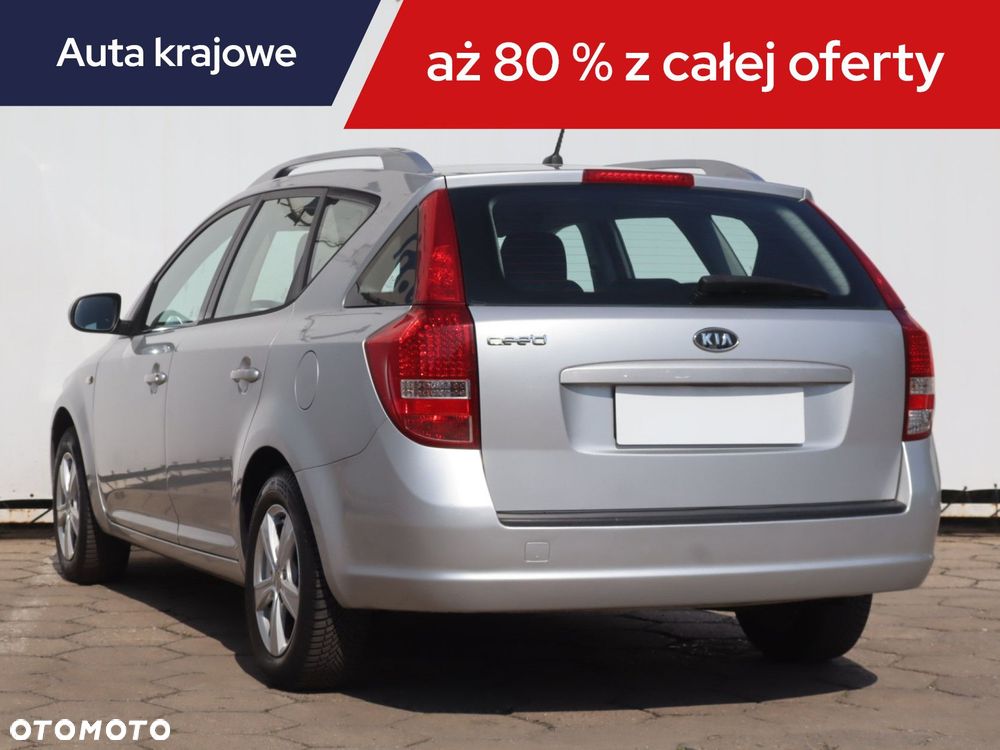 Kia Ceed - 6