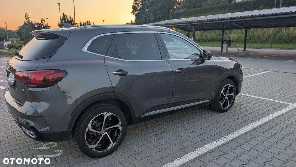 MG HS 1.5 T-GDI Exclusive DCT - 3
