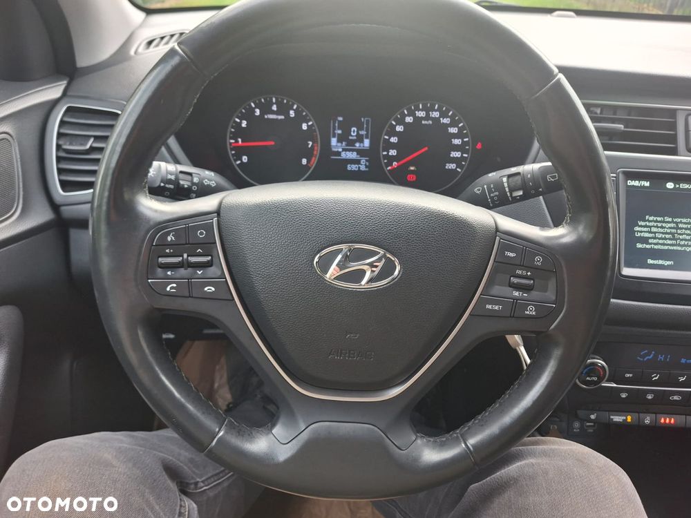 Hyundai i20 1.2 BlueDrive Elegant - 18