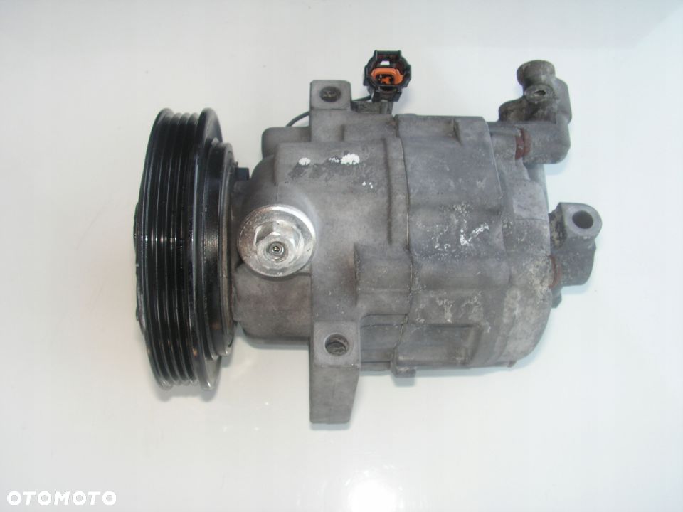 NOTE E11 1,4 16V SPRĘŻARKA KLIMATYZACJI 05-13 - 4
