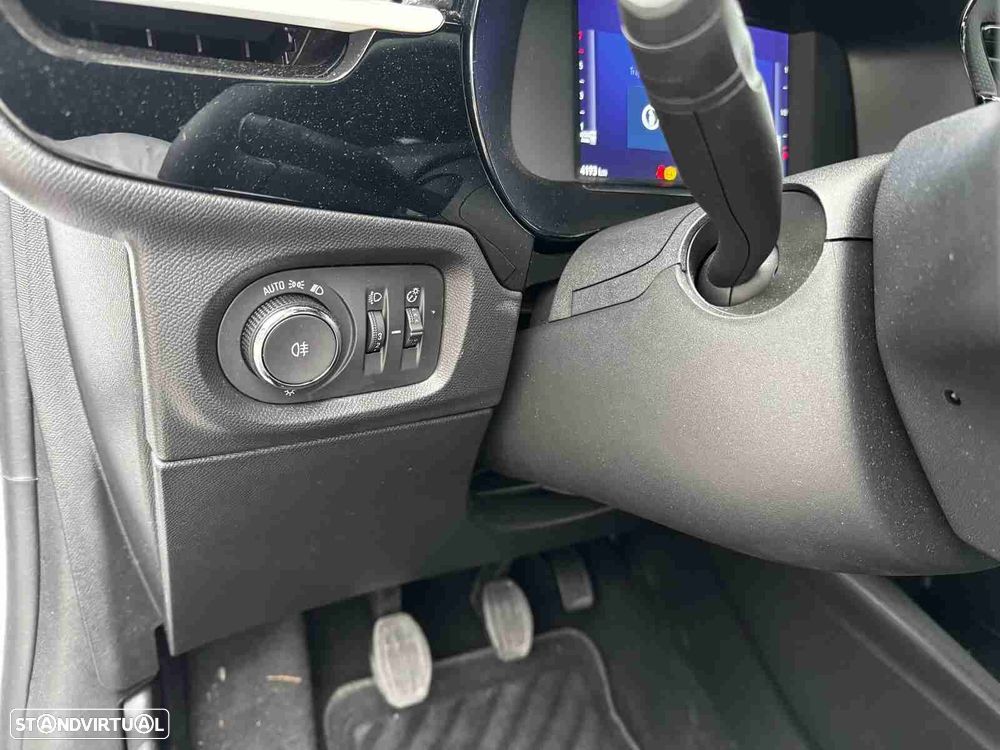 Opel Corsa 1.2 T GS - 11