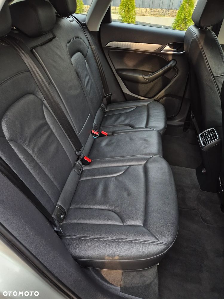 Audi Q3 2.0 TFSI Quattro S tronic design - 8