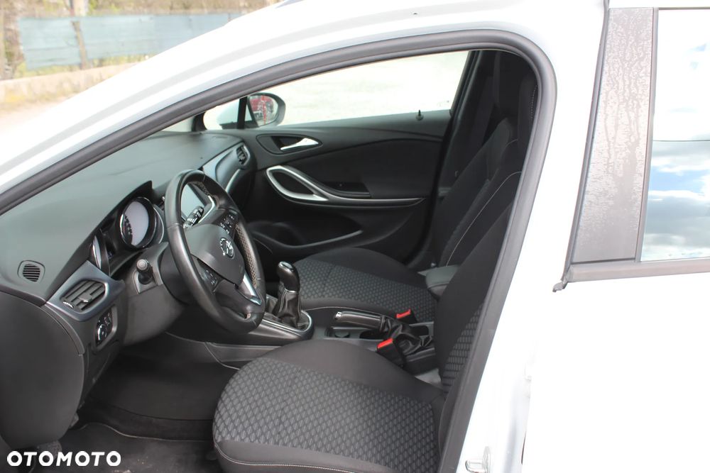 Opel Astra 1.4 Turbo Edition - 12