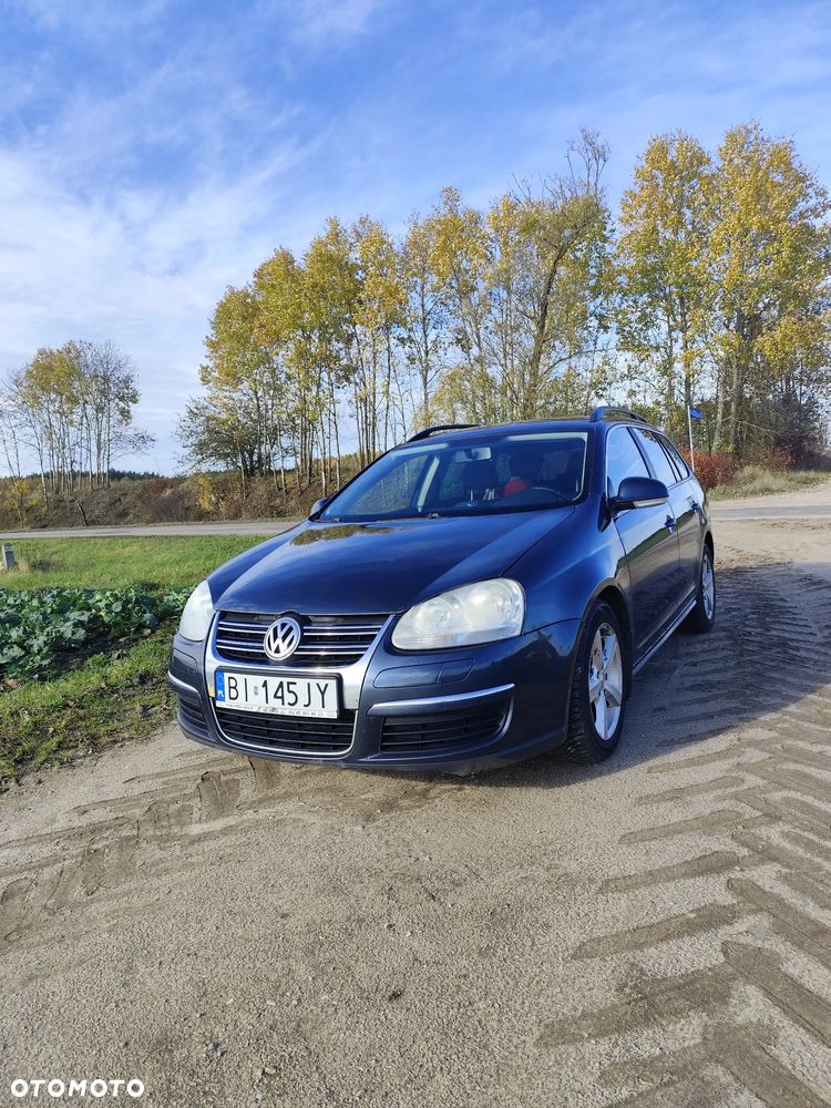 Volkswagen Golf - 1