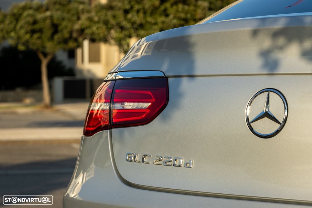 Mercedes-Benz GLC 220 d 4Matic 9G-TRONIC AMG Line - 26