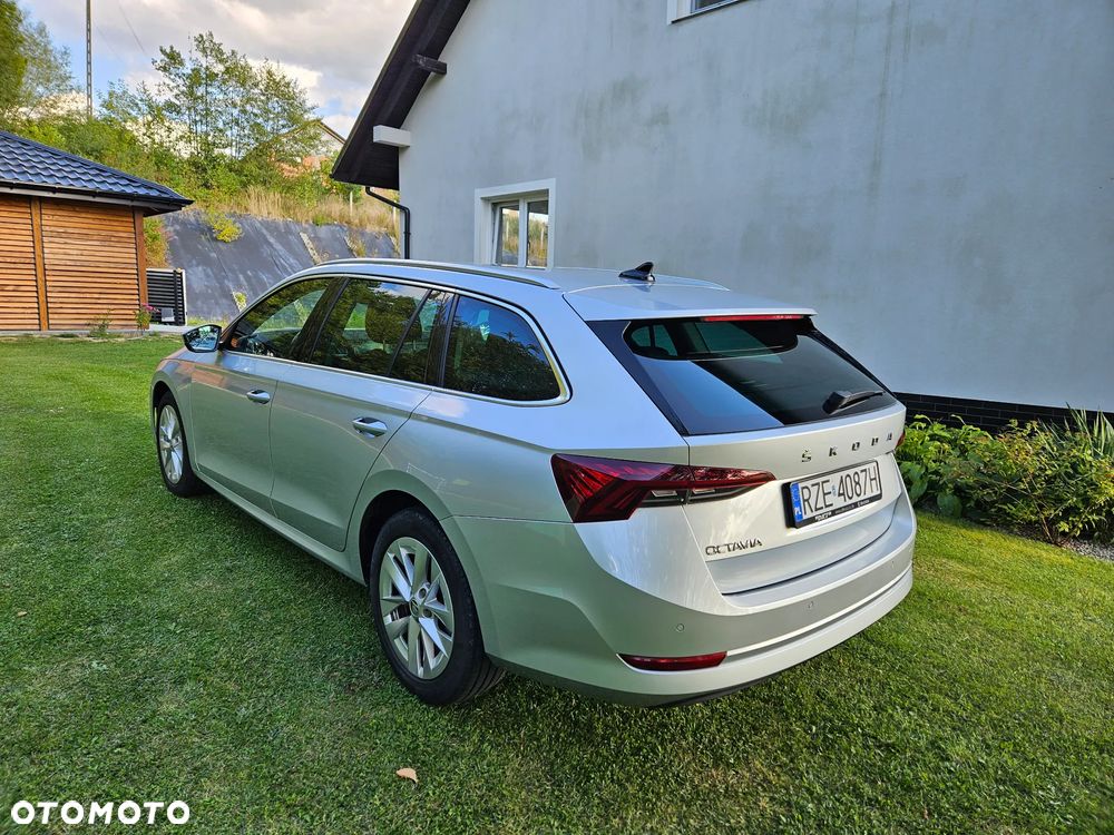 Skoda Octavia 2.0 TDI DSG Ultimate - 15