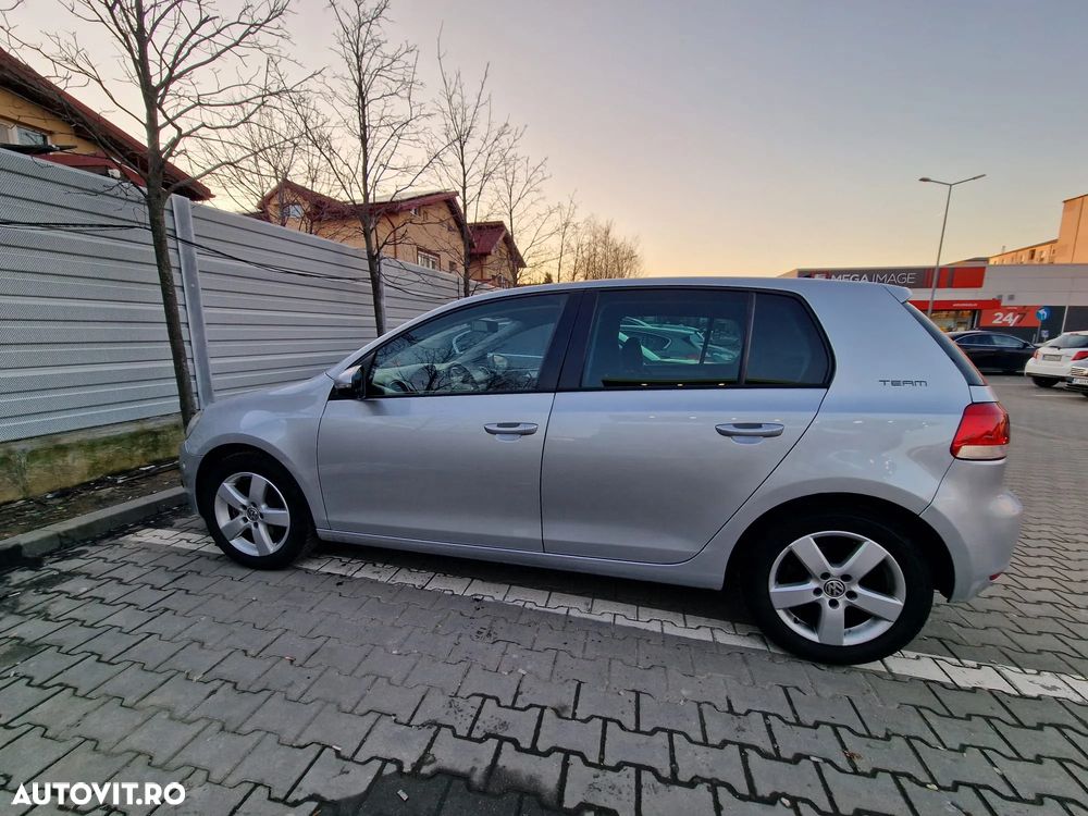 VOLKSWAGEN Golf 2011 — imagine 6