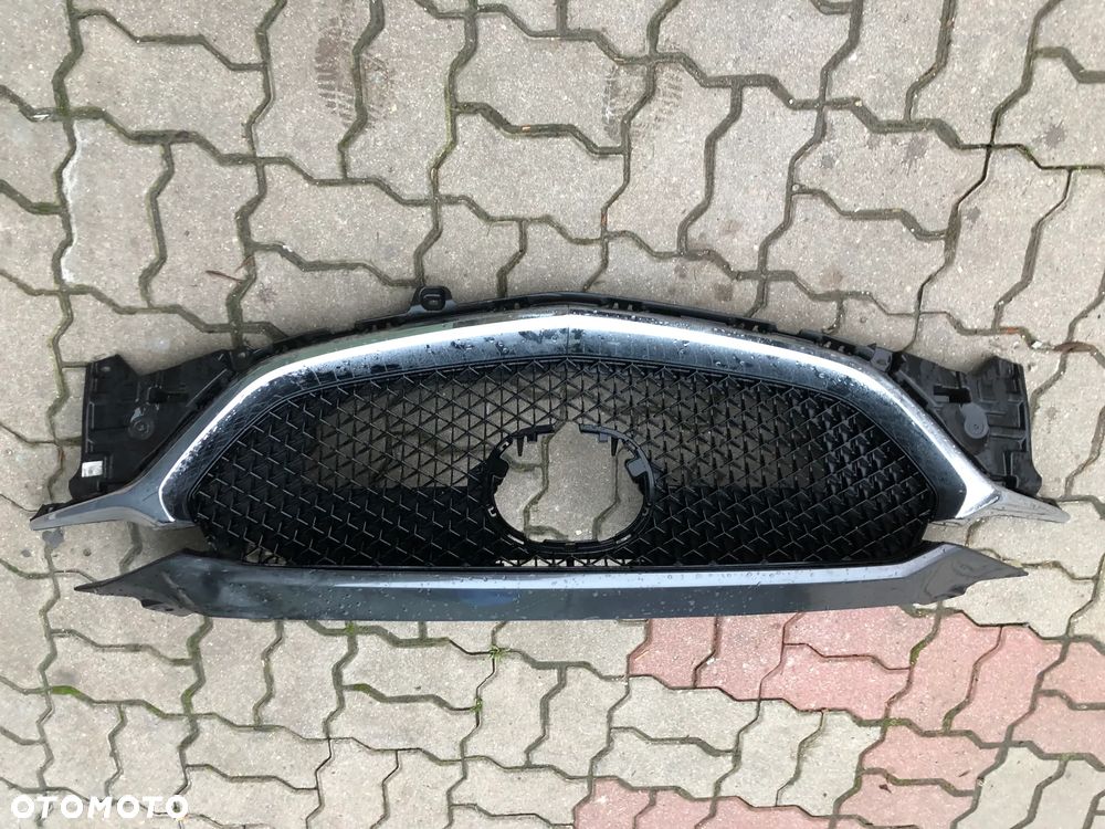 MAZDA CX5 17-  GRILL atrapa zderzak - 1