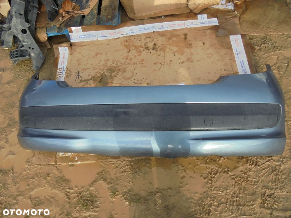 PEUGEOT 207 ZDERZAK TYŁ - 1