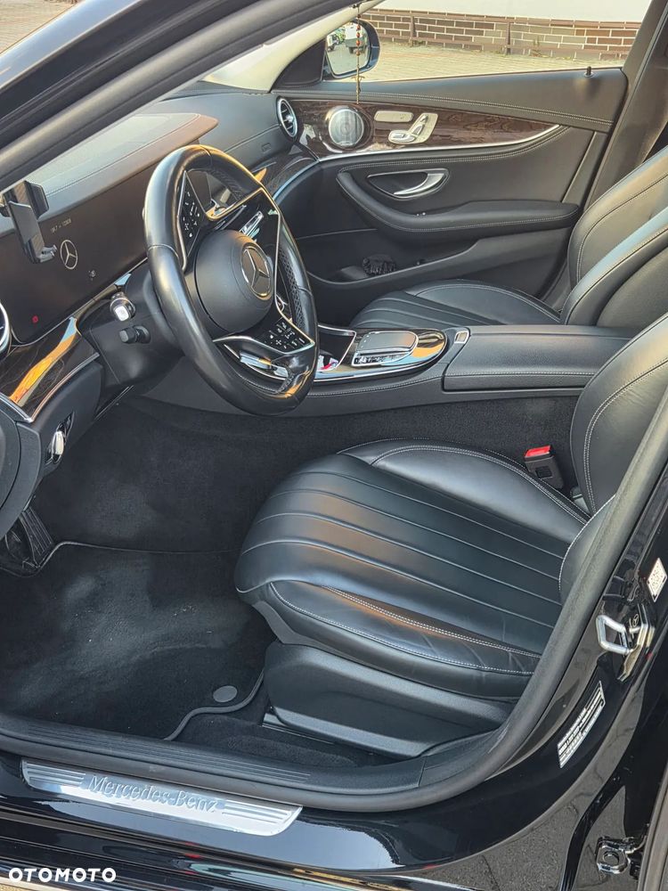 Mercedes-Benz Klasa E - 2