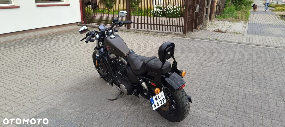 Harley-Davidson Sportster Forty-Eight - 6