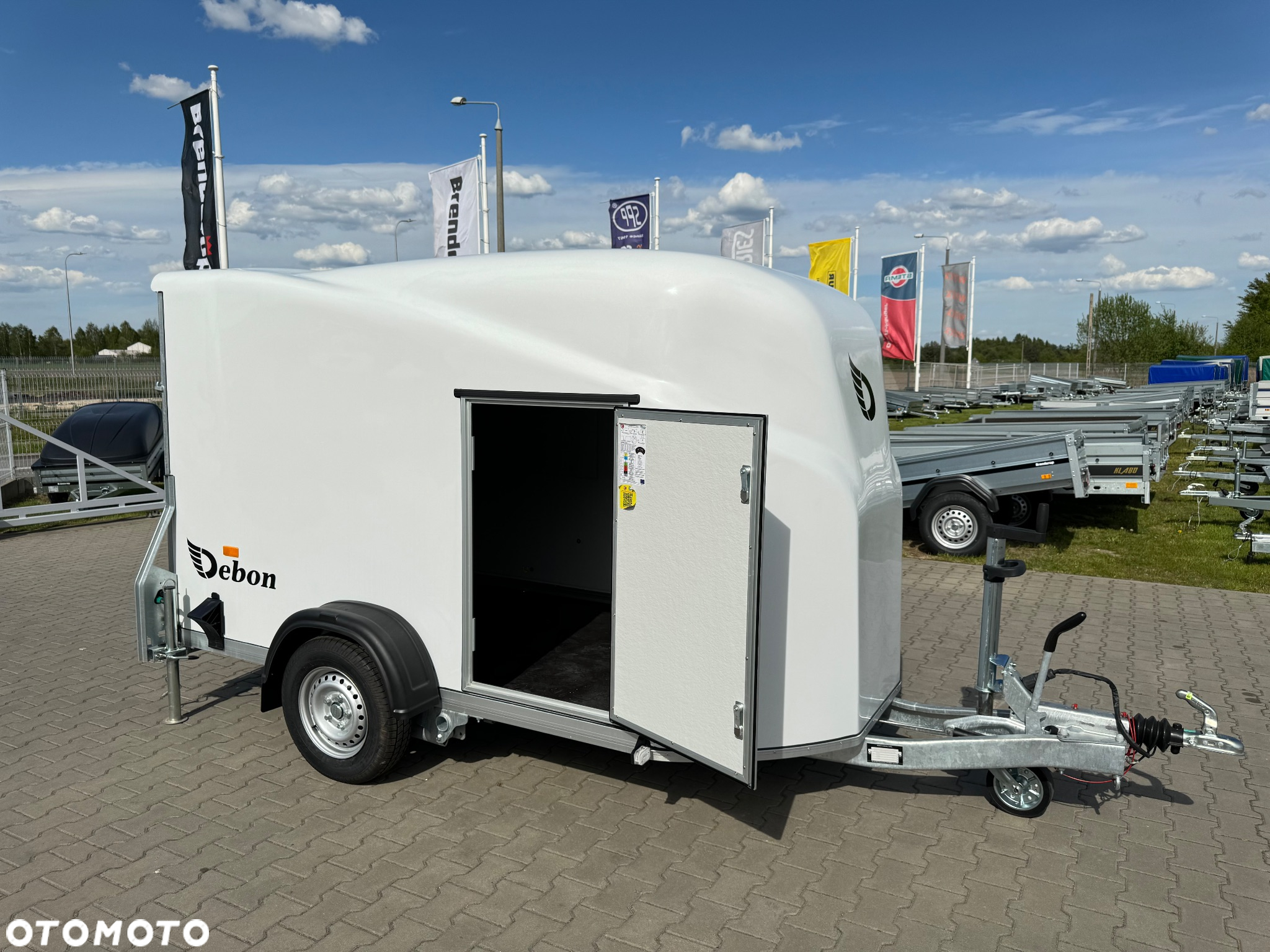 Debon Cargo 1300 - 14