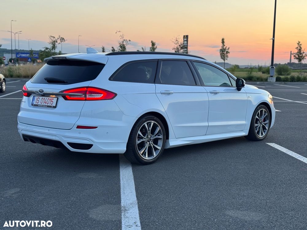Ford Mondeo 2.0 TDCi Aut. ST Line High - 29
