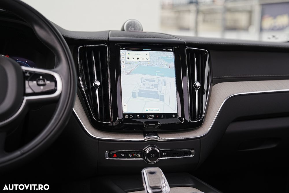 Volvo XC 60 Recharge T6 Twin Engine eAWD Inscription Expression - 12