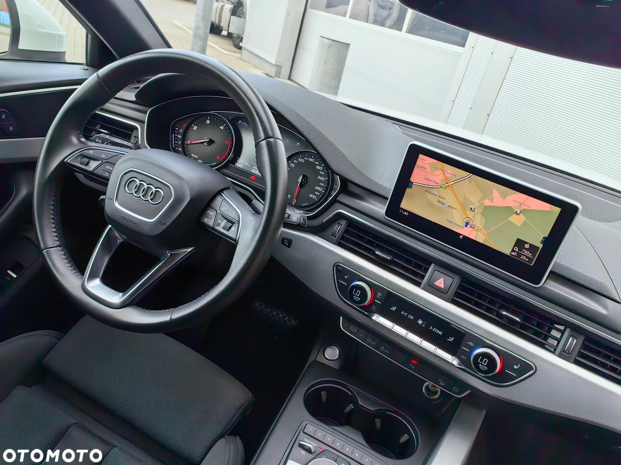 Audi A4 Allroad 2.0 TDI Quattro S tronic - 12
