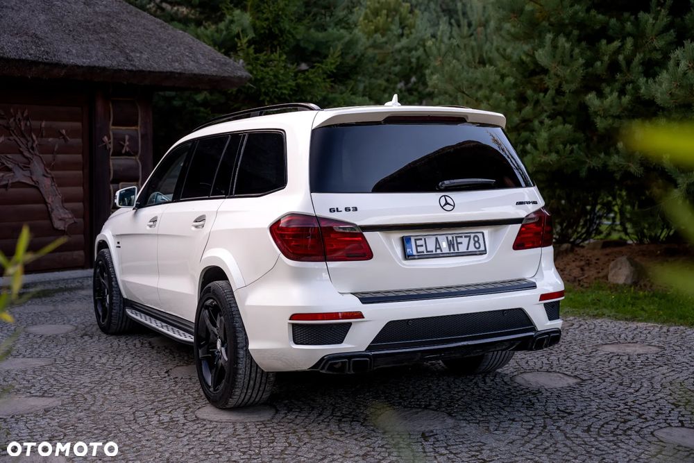 Mercedes-Benz GL 63 AMG 4Matic AMG Speedshift Plus 7G-TRONIC - 3