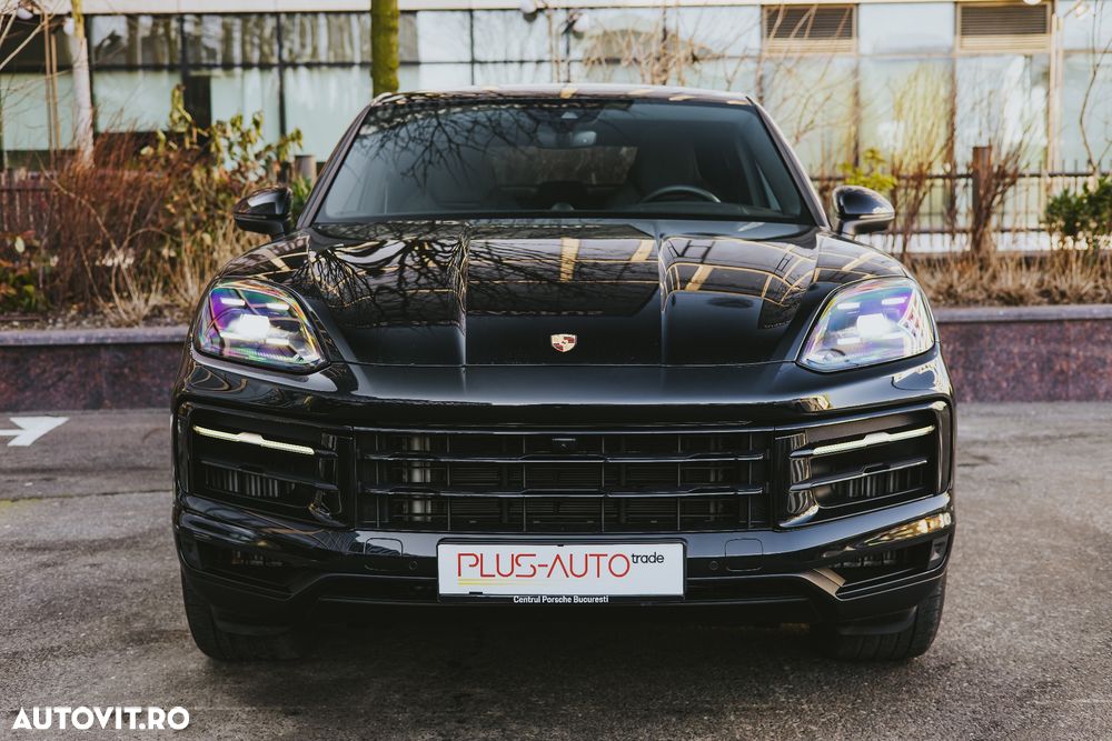 Porsche Cayenne Standard - 2