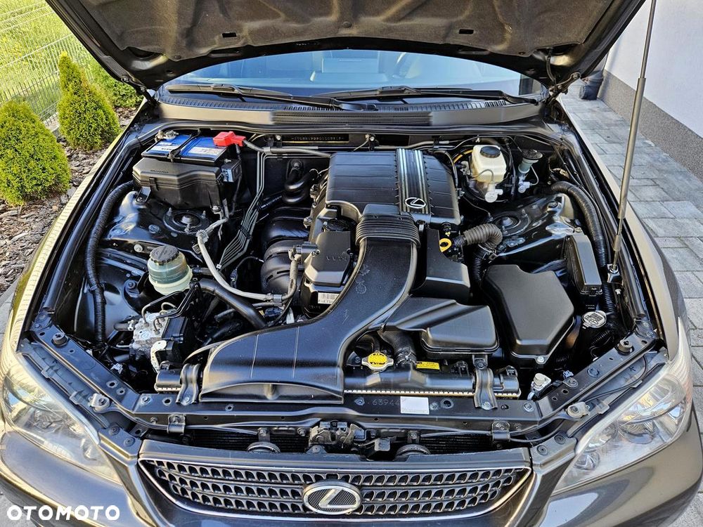 Lexus IS 200 SC Prestige - 35