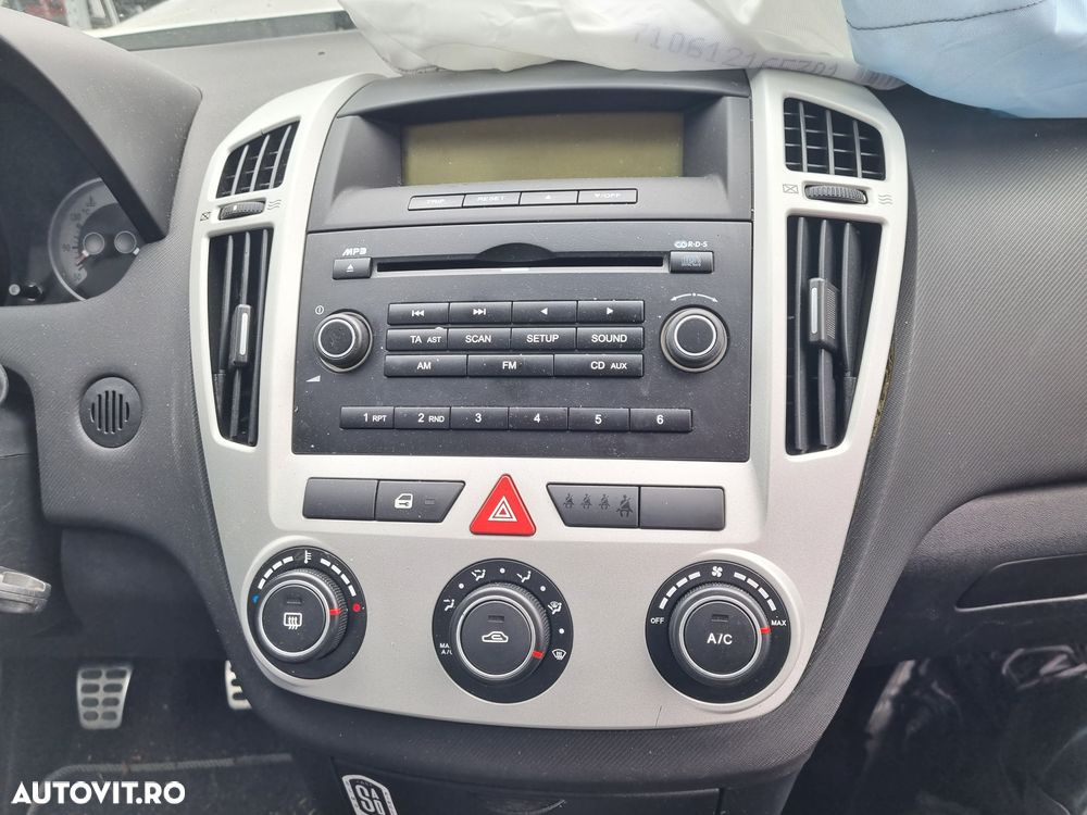 Dezmembrari  Kia PRO CEED (ED)  2008  > 2013 2.0 CRDi 140 Motorina - 7