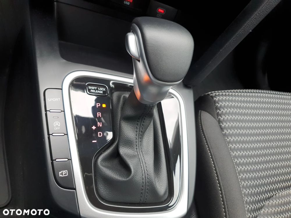 Kia XCeed 1.5 T-GDI M DCT - 21