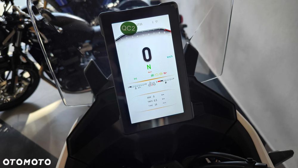 KOVE 800X Touring - 8