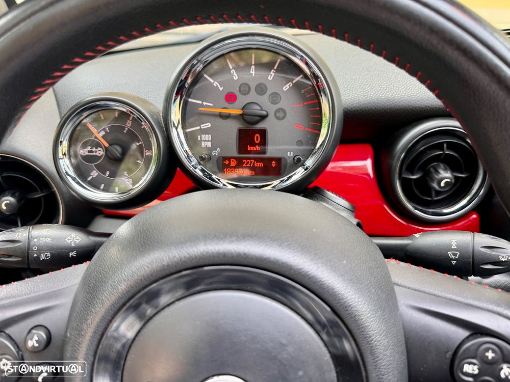 MINI Cabrio John Cooper Works - 19